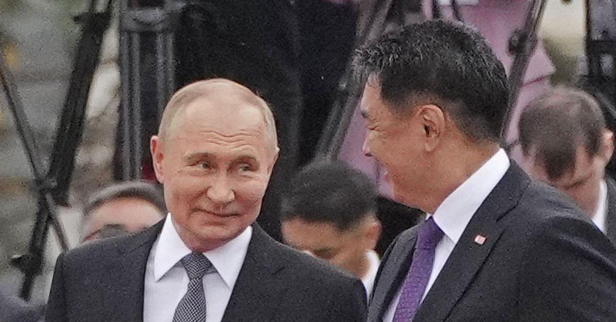 dead putin kremlin phonies body doubles power war
