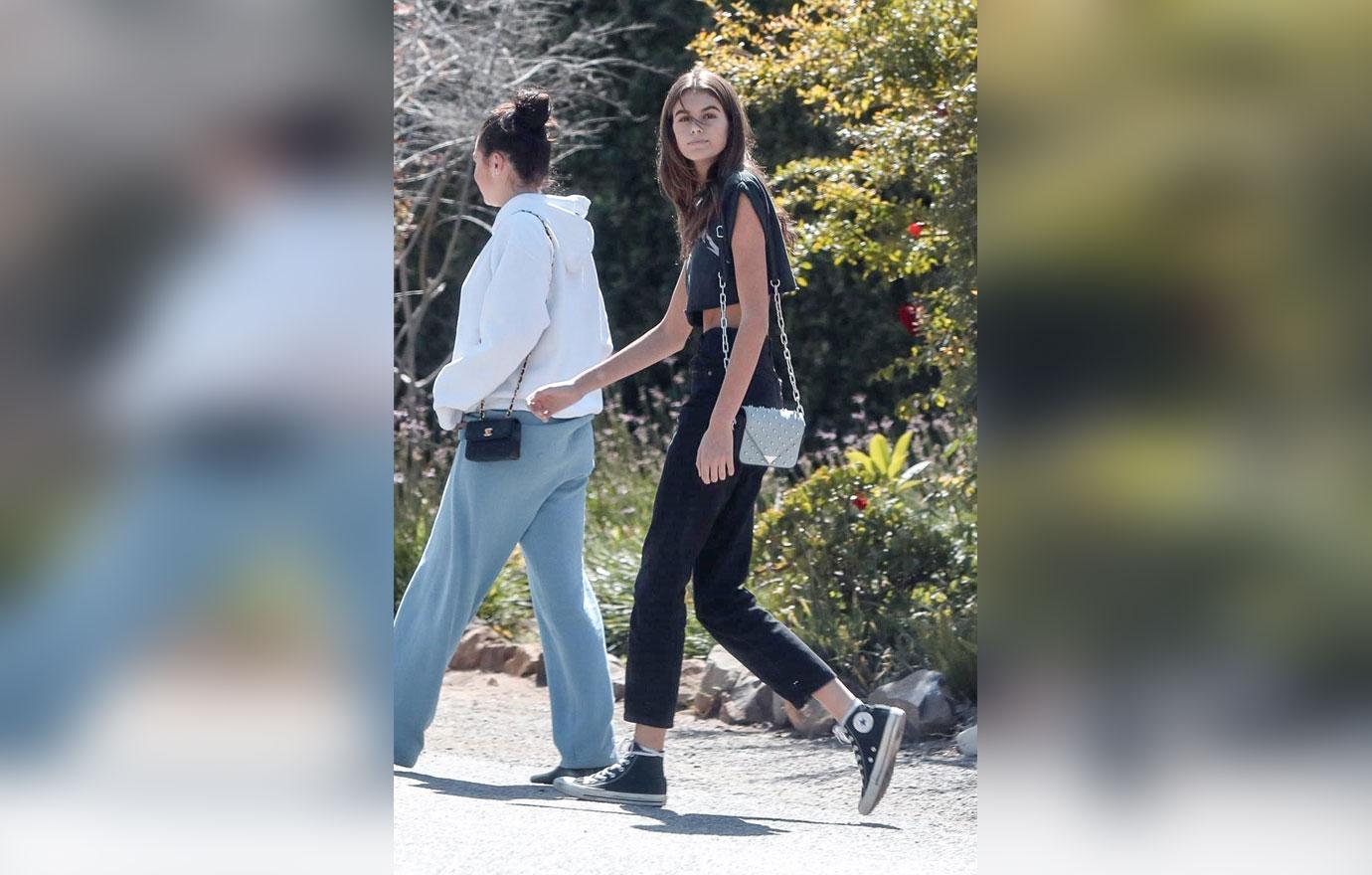 Kaia Gerber Looks Thin During FroYo Run