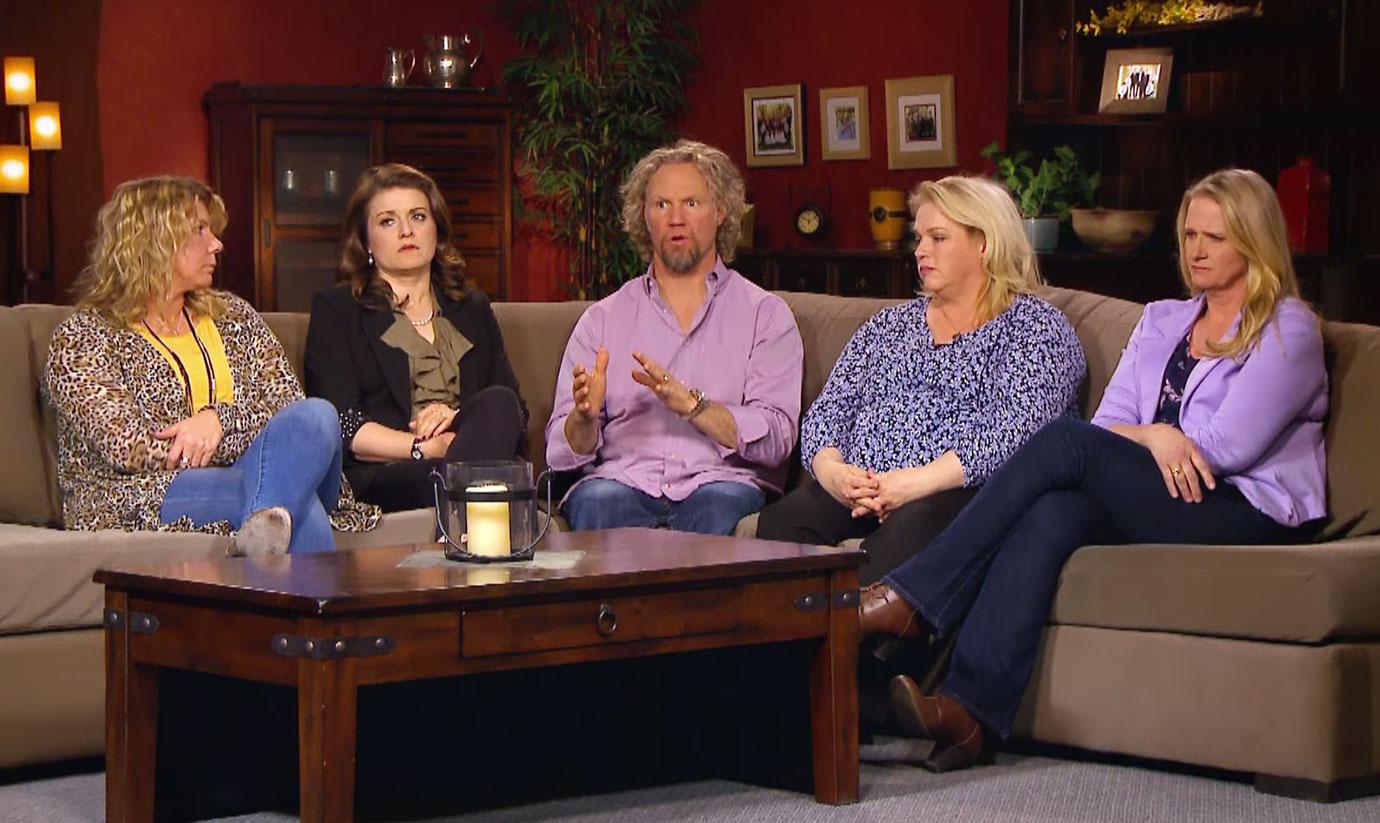 Feuding ‘Sister Wives?’ Kody Brown’s ‘Favorite’ Robyn Skips Family Function