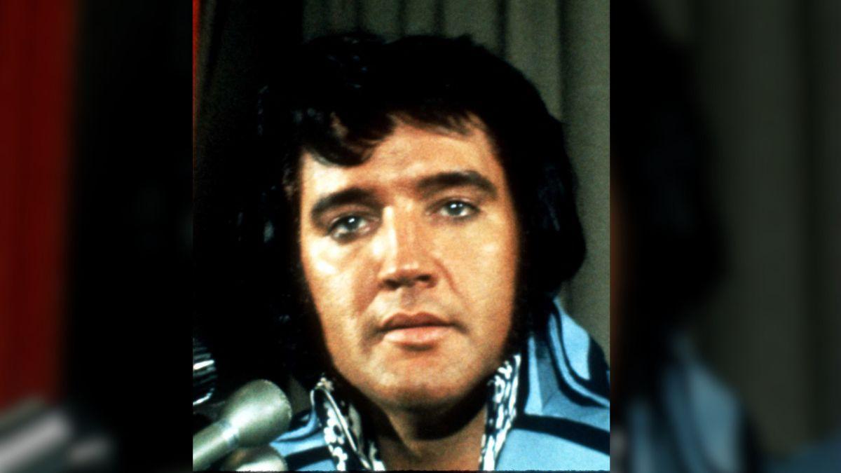 Michael St. John said Elvis' closeness to his mother, Gladys Presley, shaped his later relationships.