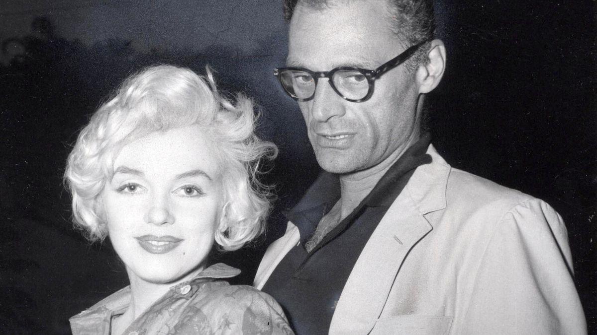 Photo of Arthur Miller and Marilyn Monroe