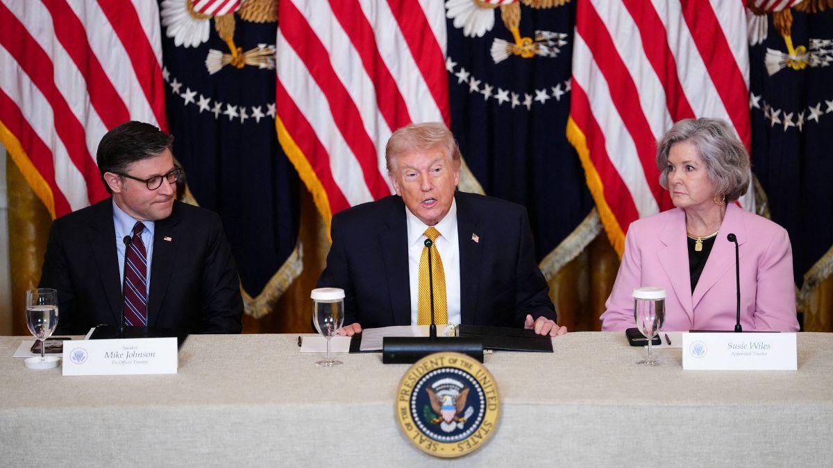 image of He also claimed to have called in White House doctors, calling them 'miracle workers' after surgery.