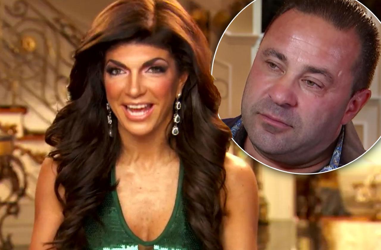 joe giudice deported Teresa partying new jersey bar rhonj