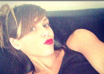 //dunkindougnutgirlmodel