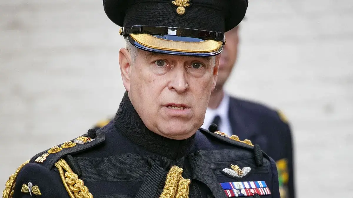 Photo of Andrew Windsor