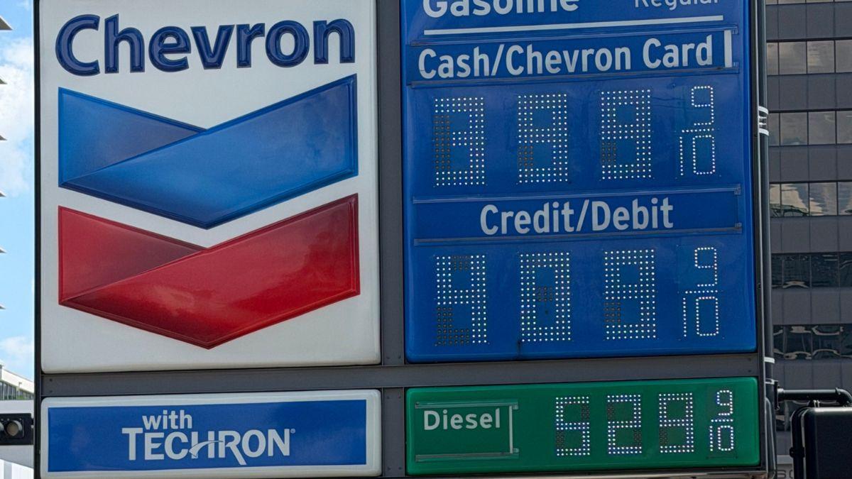 A photo of gas prices at Chevron