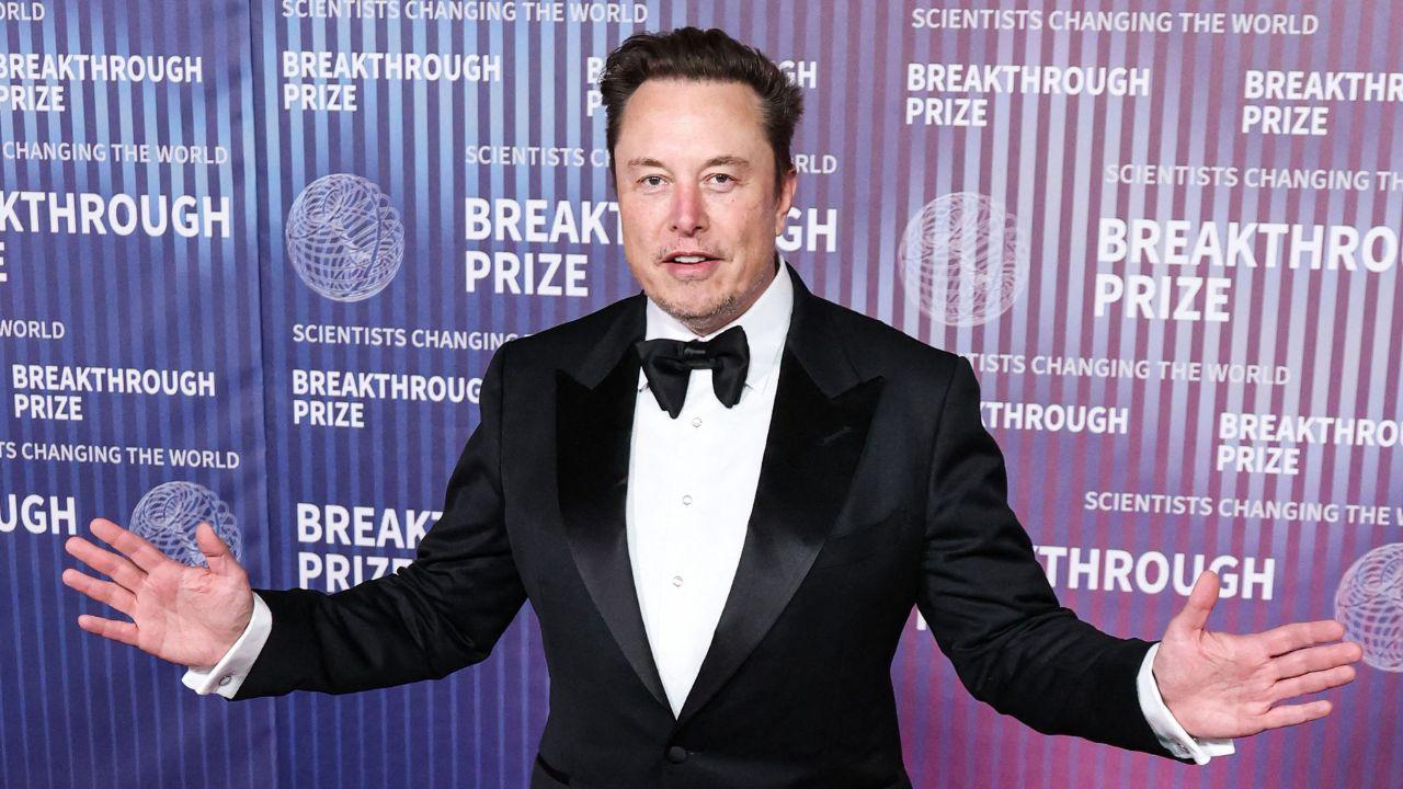 picture of Elon Musk