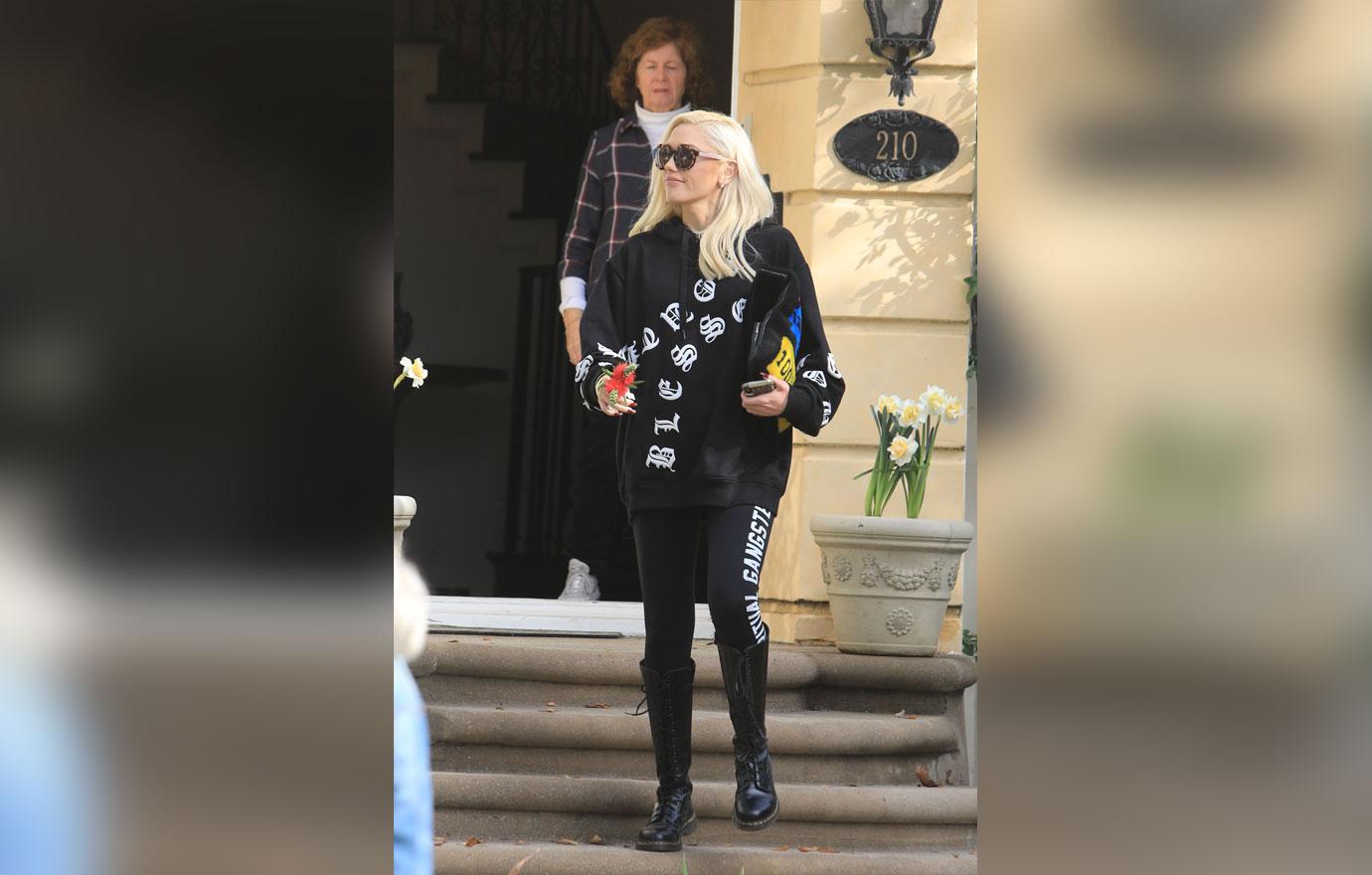 Gwen Stefani Seen With Mom Amid Blake Shelton Engagement Rumors