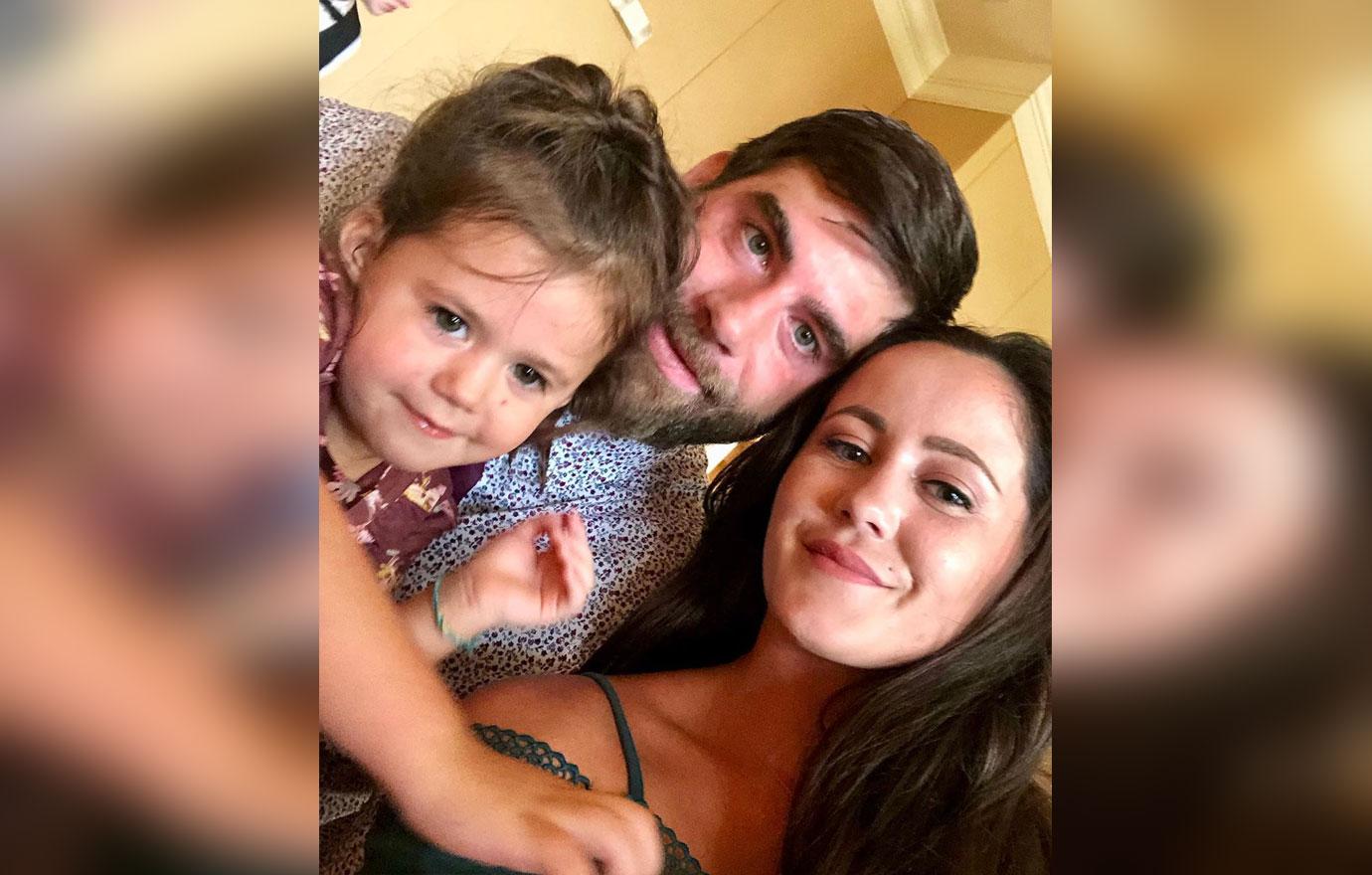 Jenelle Evans Flees From Estranged Husband David To Tennessee