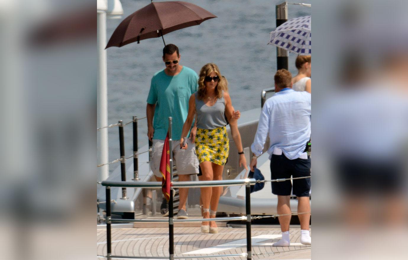 Jennifer Aniston Yacht Italy