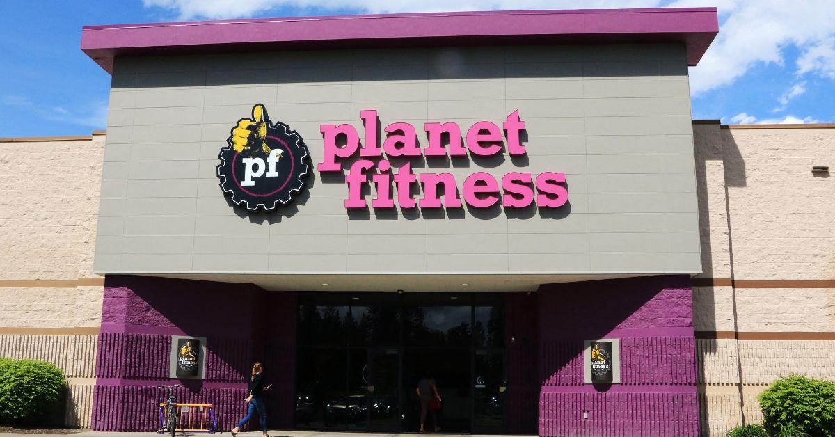 man dies indianapolis planet fitness tanning bed discovered  days