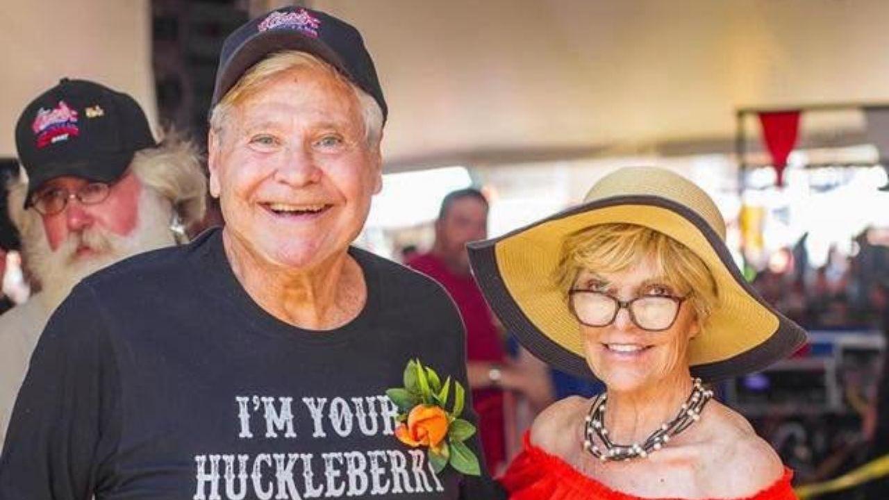 Photo of Ben Jones and Alma Viator