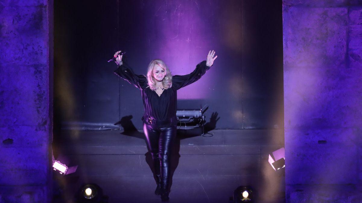 A photo of Bonnie Tyler