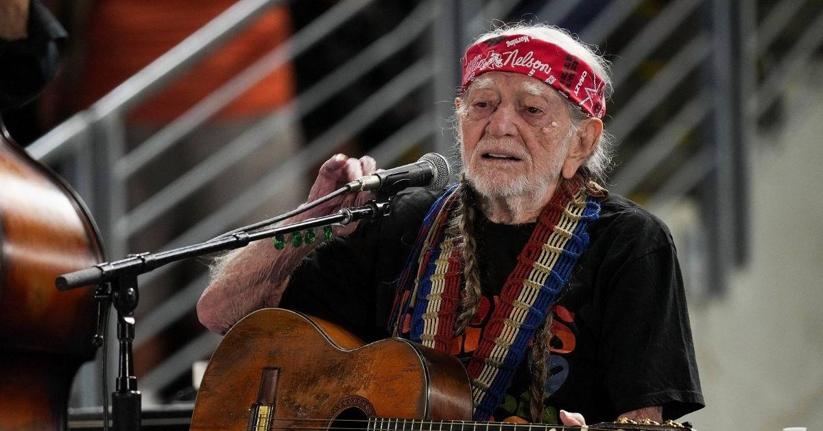 willie nelson darkest day suicide attempt country legend