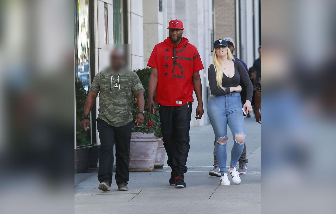 Lamar Odom Dating Khloe Kardashian Lookalike Pics