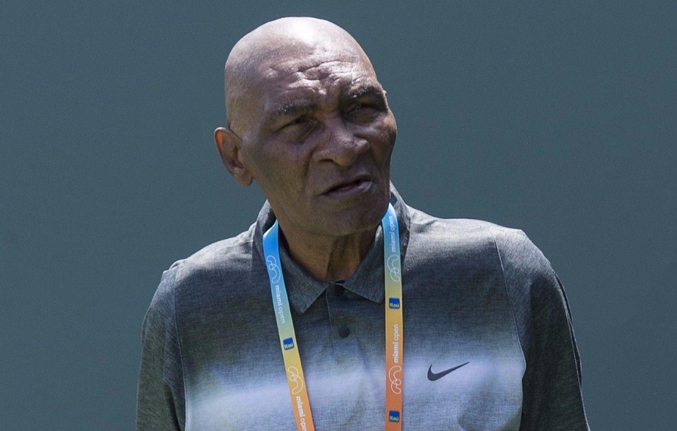 Serena and Venus Williams' stepmother 'swindled their father out of his  home to buy a semi truck