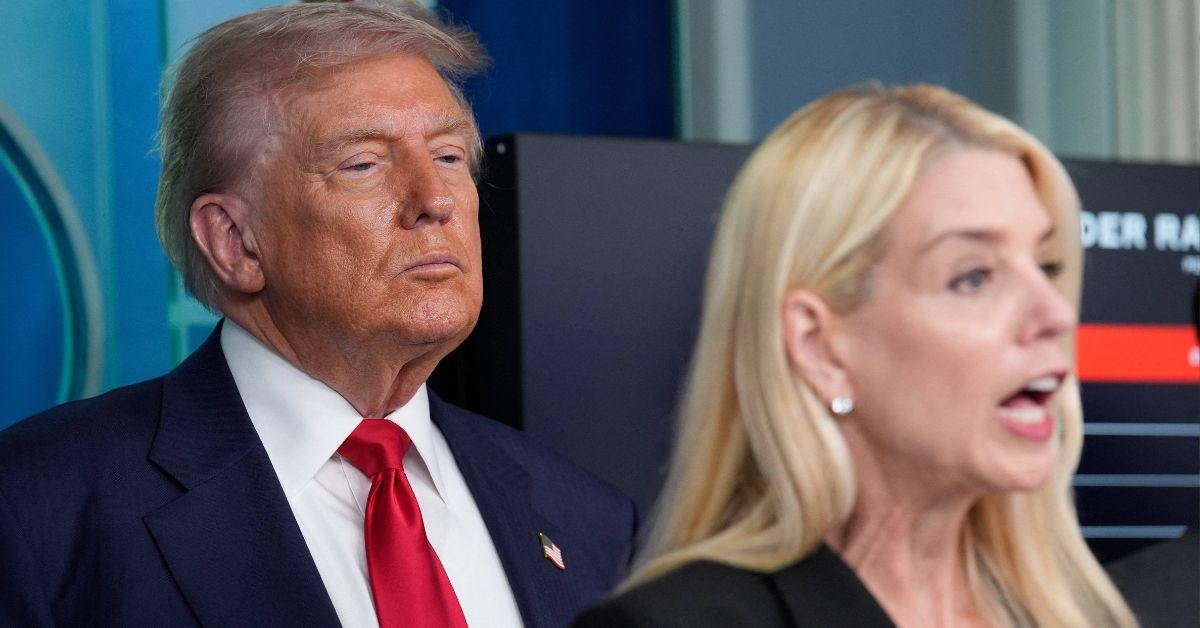 Photo of Donald Trump and Pam Bondi