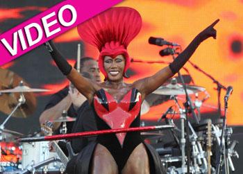 //grace jones jubilee performance