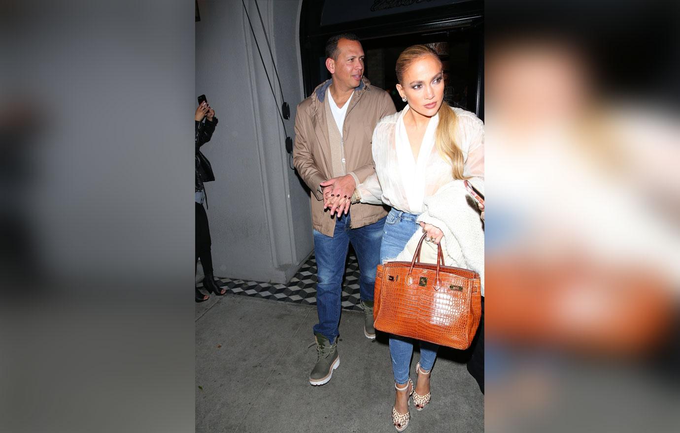 //Alex Rodriguez Jennifer Lopez date ring