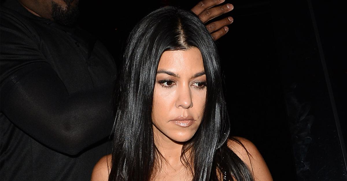 kourtney kardashian pulled over speeding ticket cops photos travis barker flight crash