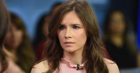 Sexual Abuse Fears Amanda Knox Italian Prison Guard Shower