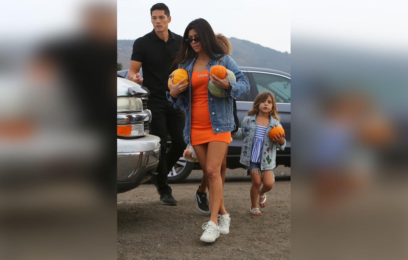 Kourtney-Kardashian-mini-dress-pumpkin-picking