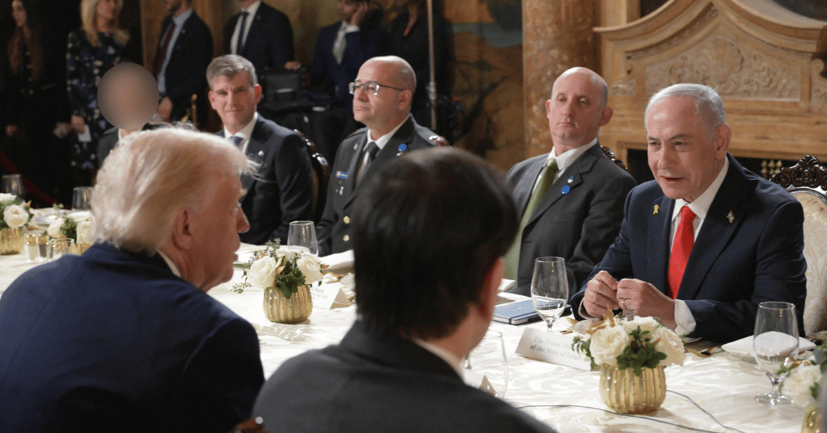 Photo of Benjamin Netanyahu and Donald Trump