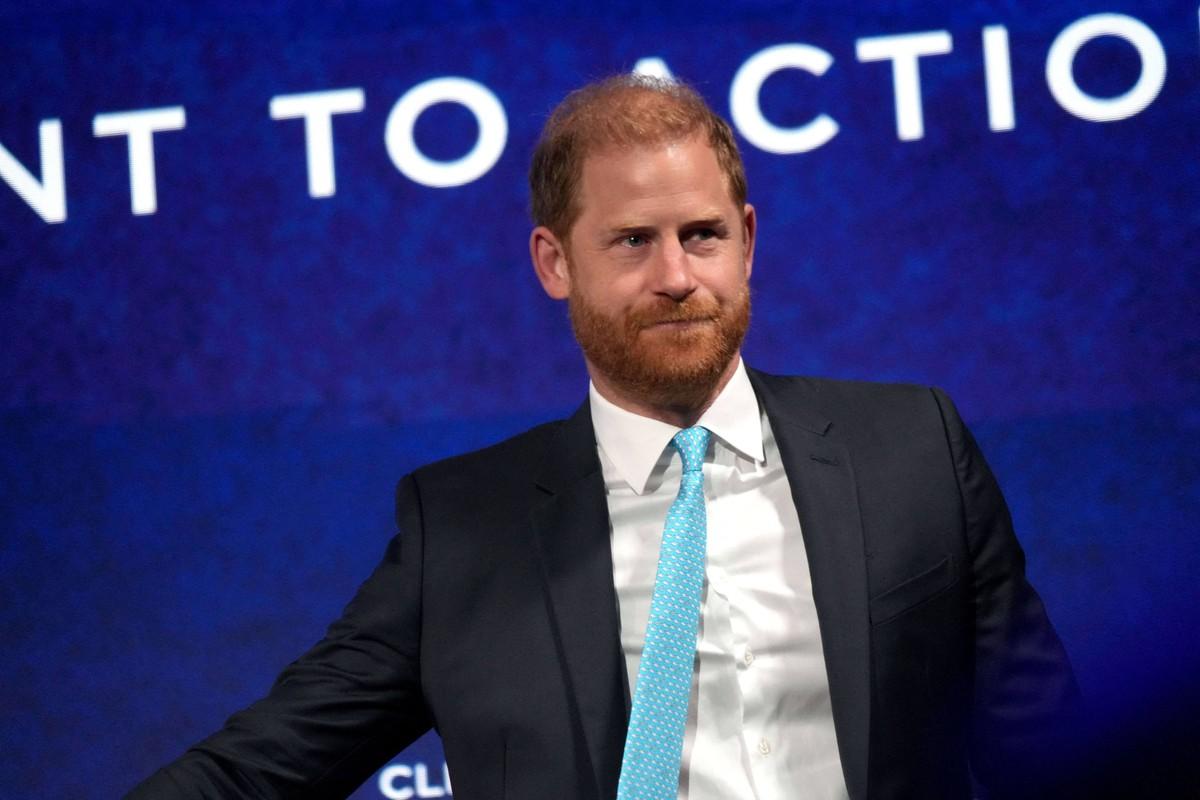 Earl Charles Spencer reportedly supports Harry's efforts to memorialize his mother.