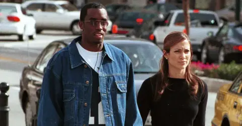 Photo of Sean 'Diddy' Combs and Jennifer Lopez