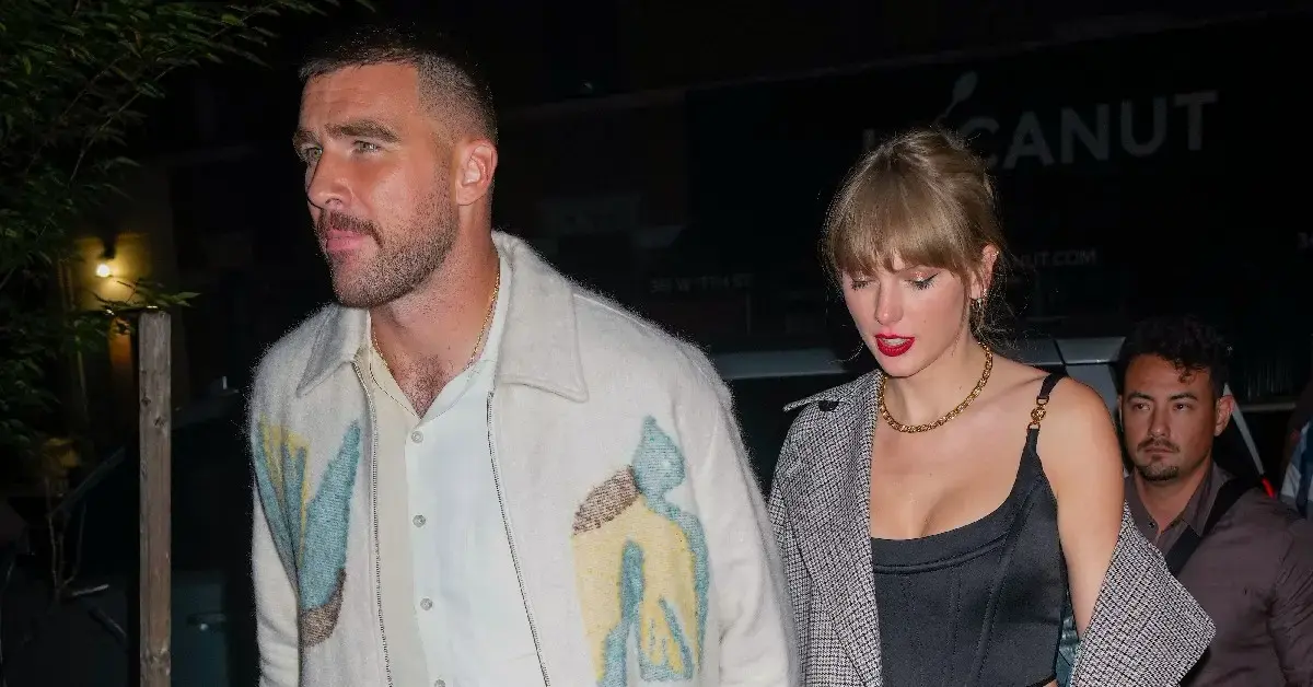 taylor swift travis kelce keepimng romance alive