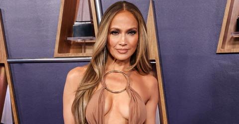 jennifer lopez flop boobs plastic surgery adjustment