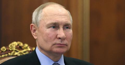 Ukraine Destroys Putin's 'Miracle Weapon' Immediately After Launch