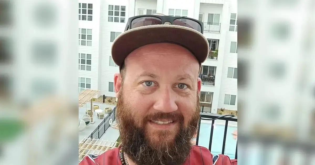 Host of Kansas City Chiefs Watch Party Checks Into Rehab After Death of(00)