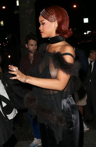 Shocking Show Of Side Boob Rihanna Has Wardrobe Malfunction At After Party Following Met Gala