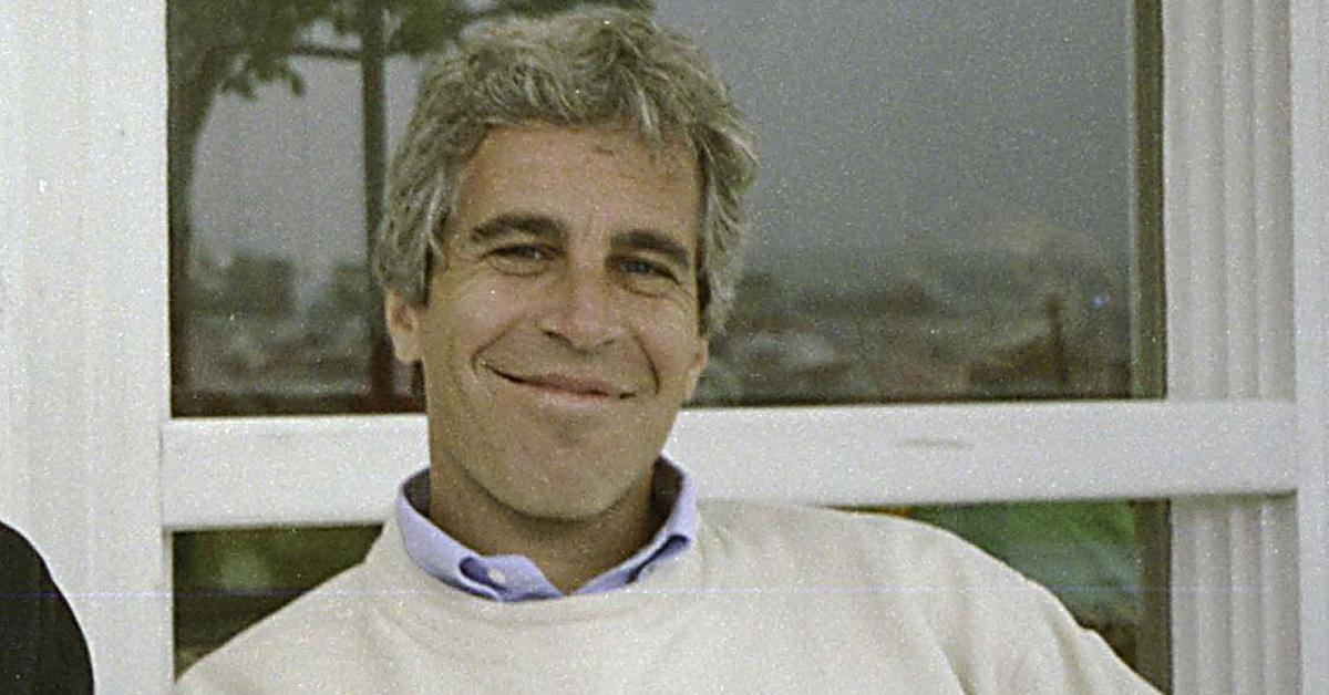 Jeffrey Epstein Withdrew up to $80k 'Several Times a Month' From JPMorgan Bank - Vimarsana News