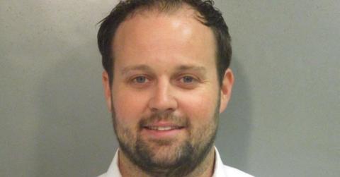 josh duggar family feud parents wife loyal prison