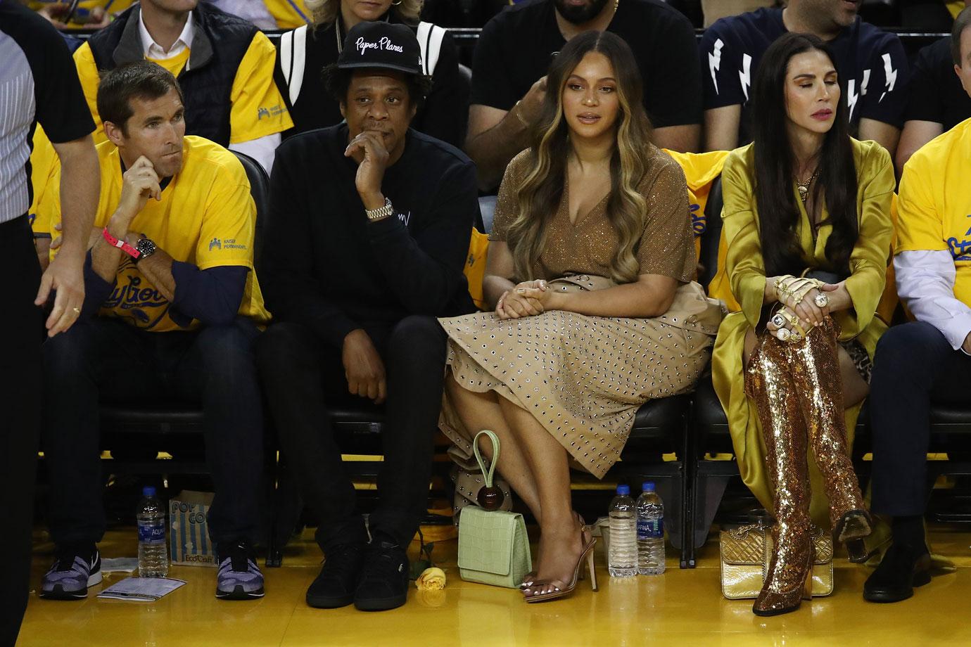 Beyonce Gives Woman Talking To Jay-Z Death Stare At NBA Finals