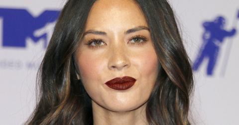 breast cancer survivor olivia munn devastated death literary agent tony etz