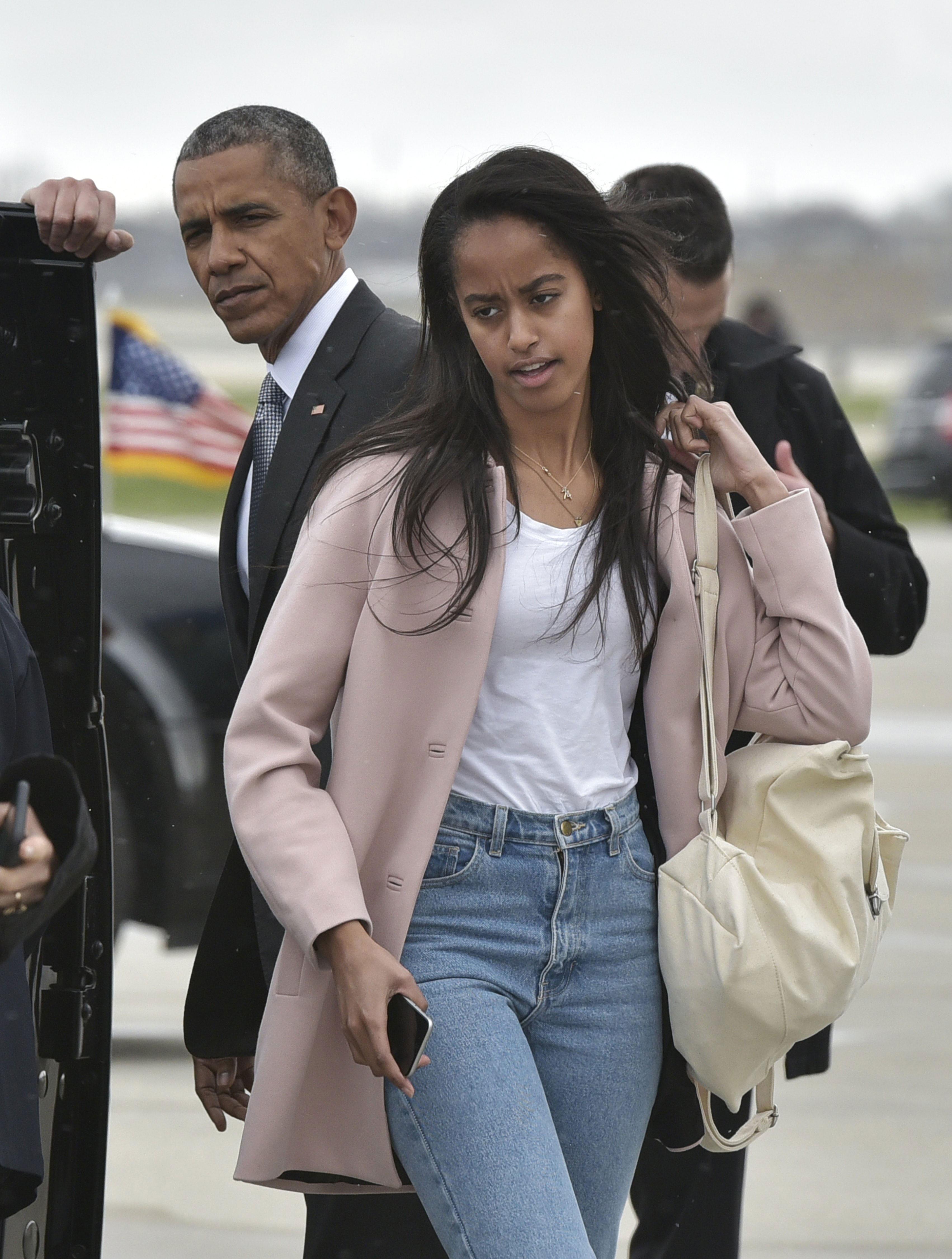 //Malia Obama Partying Amsterdam