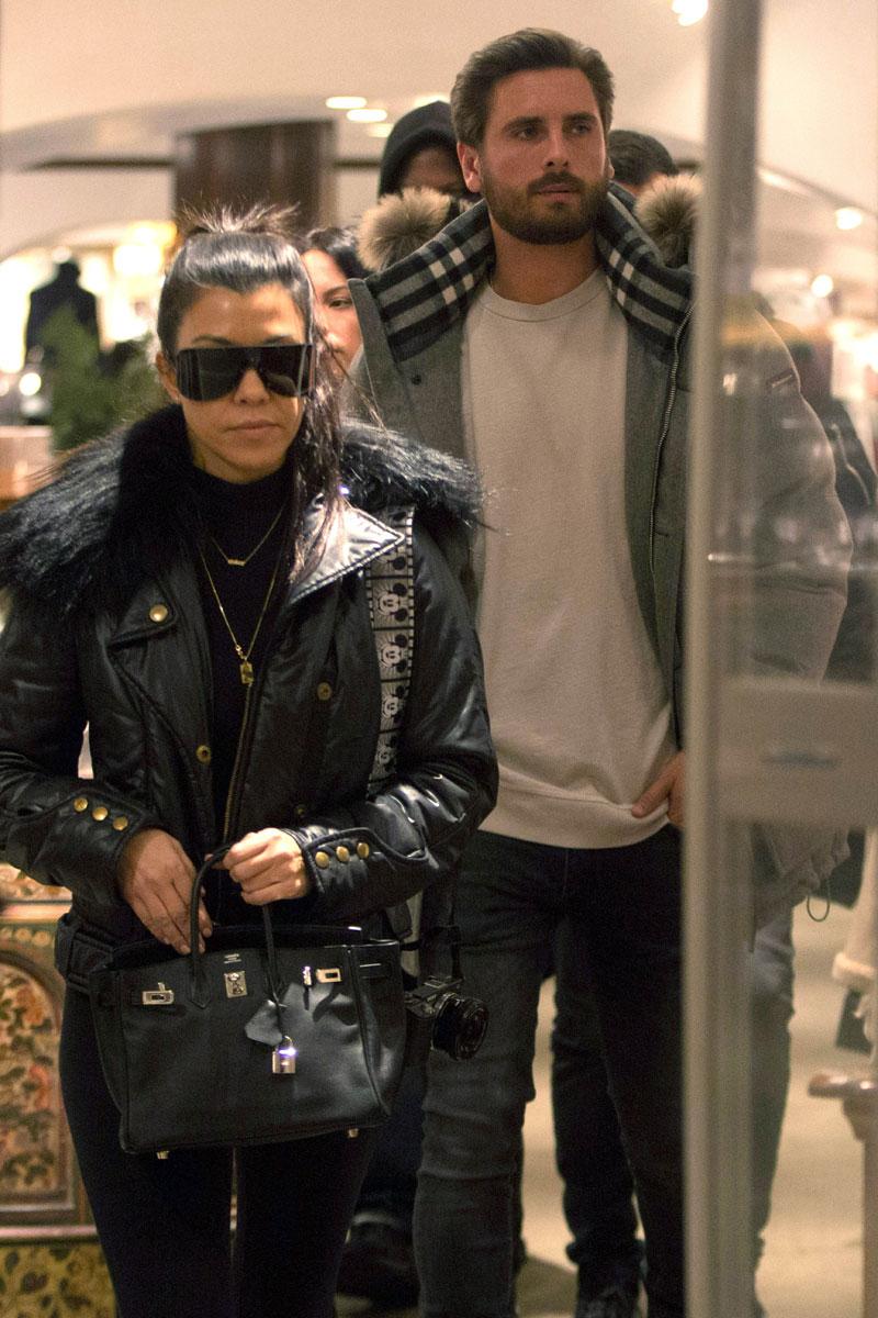 Kourtney Kardashian Scott Disick Skiing Aspen