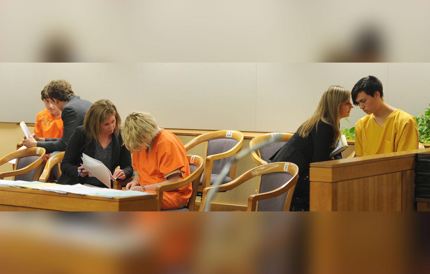 alaska woman pleads guilty to murdering best friend for  million promised by online catfish