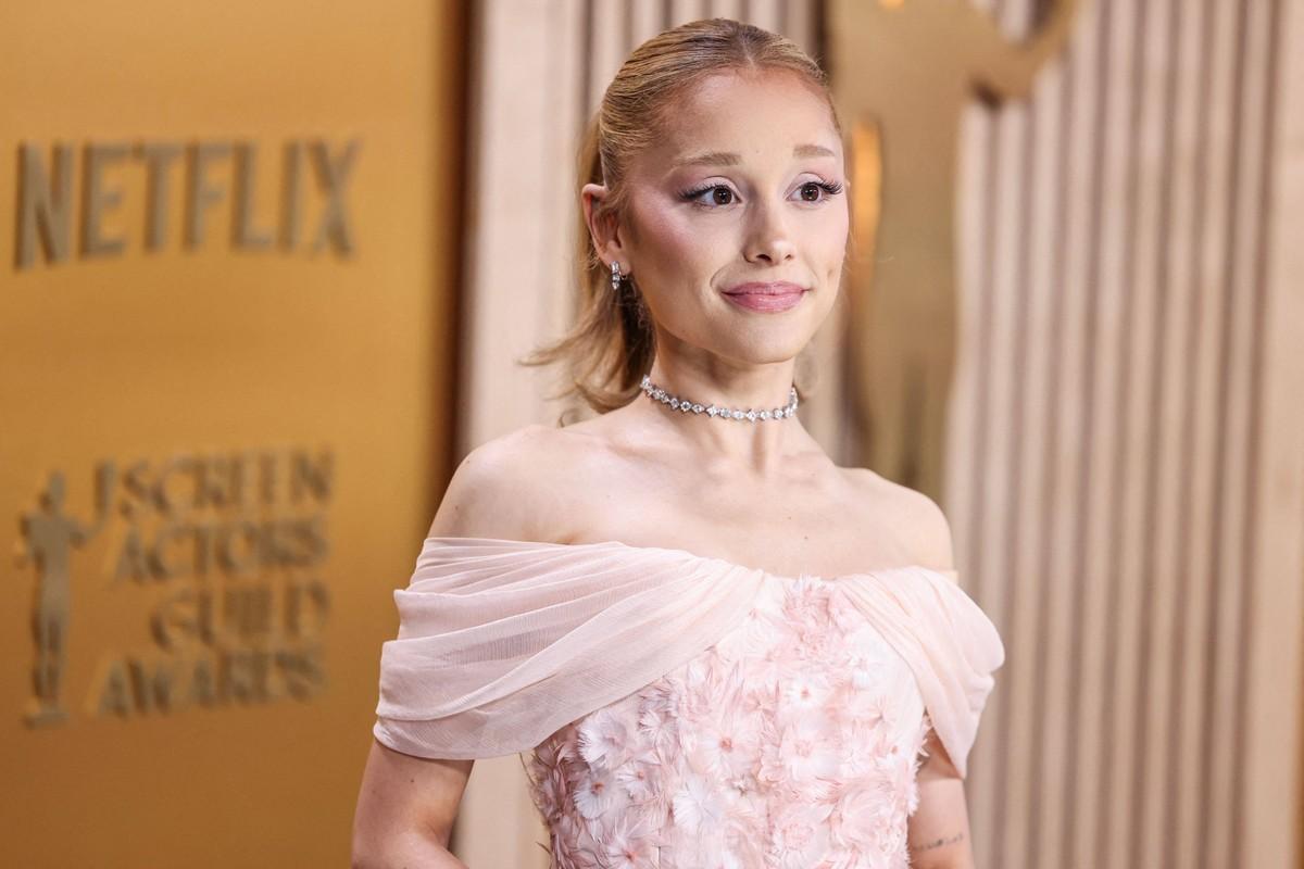 Jamela Jamil expressed concern about Grande in a since-deleted Instagram post amid public scrutiny of the singer's appearance.