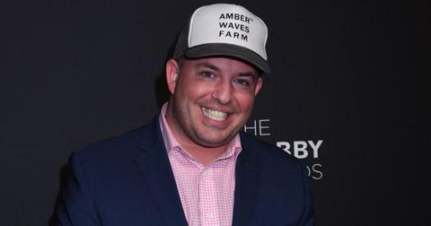 cnn star brian stelter fails sell copies latest book promotion