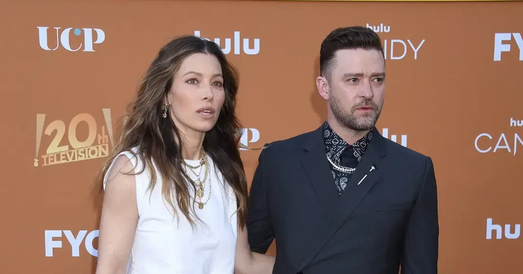 Photo of Jessica Biel and Justin Timberlake