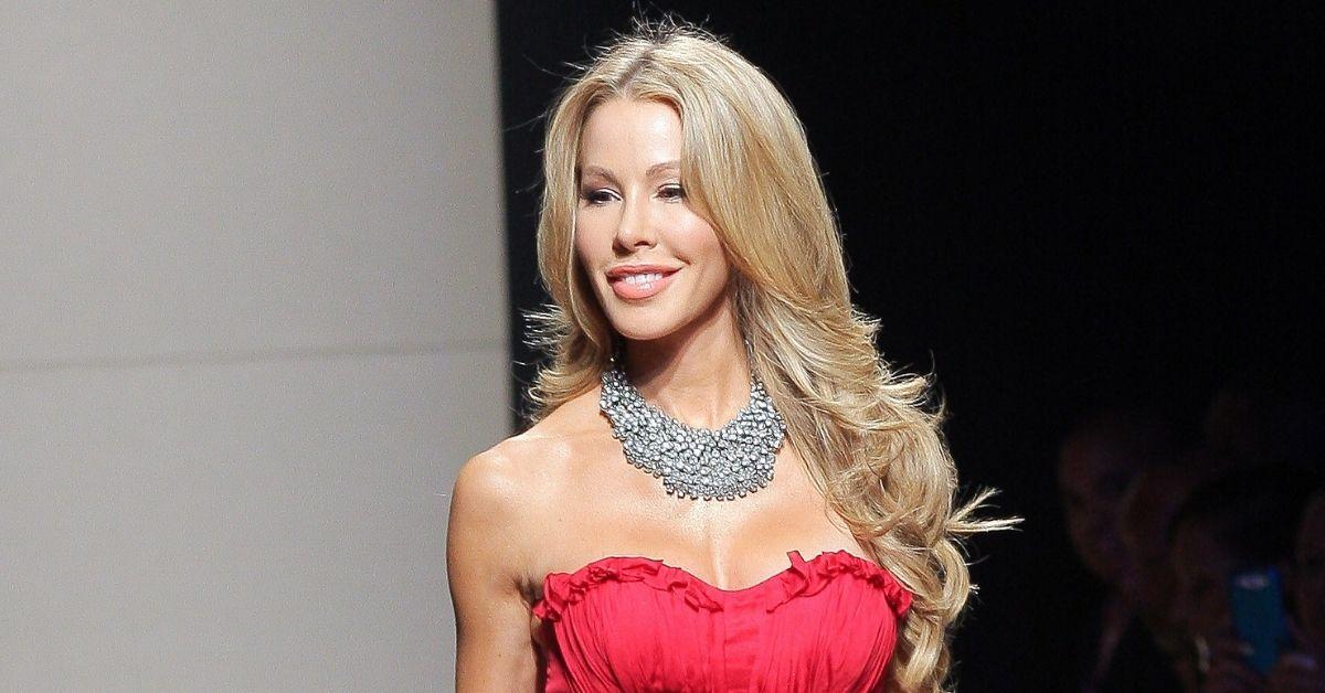 Lisa Hochstein Spotted For First Time Since Split From Lenny