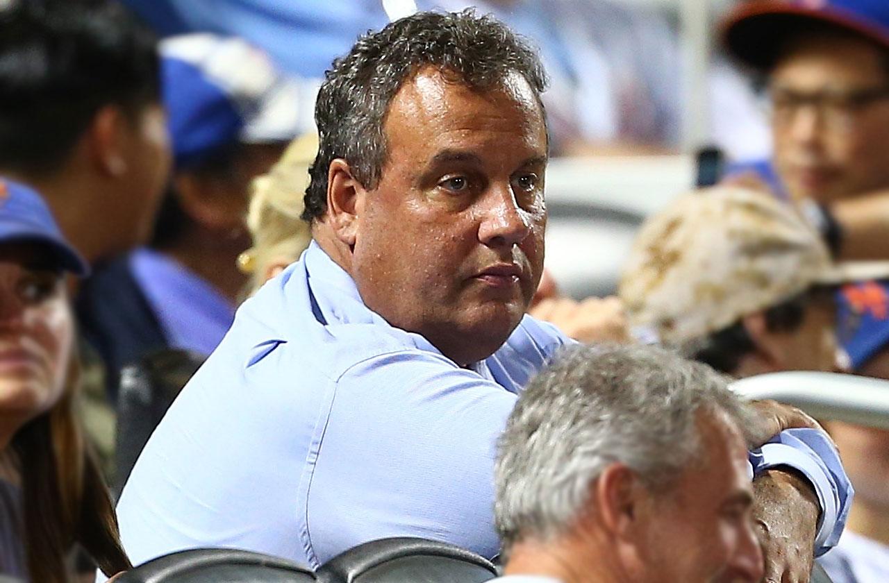 nj governor chris Christie yells baseball fan