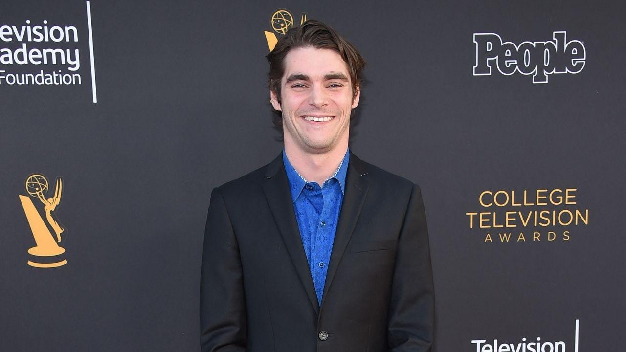 Photo of RJ Mitte