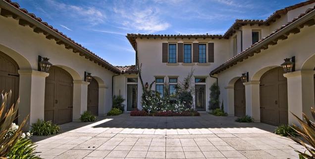 //khloe kardashian buys justin bieber calabasas mansion