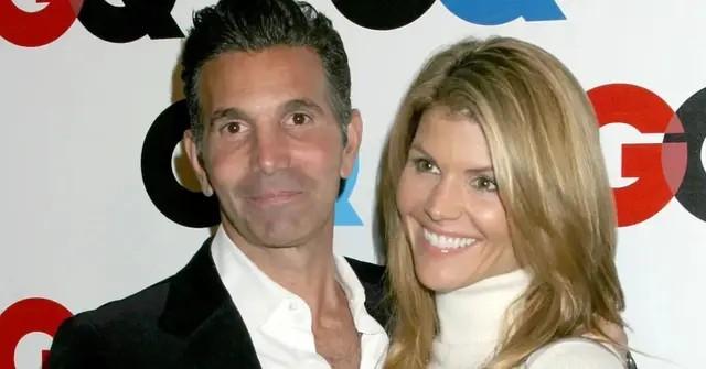 photo of lori loughlin and Mossimo Giannulli