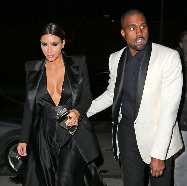 //kim kardashian wardrobe malfunction